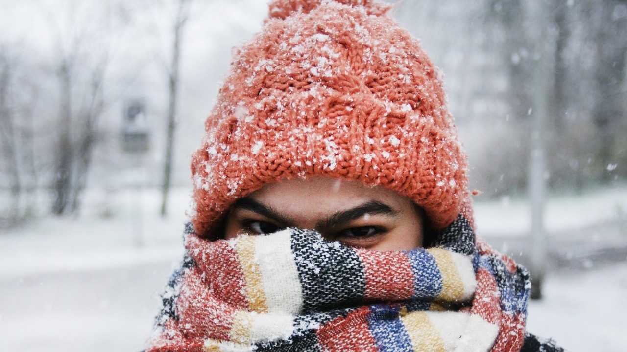 Cold weather. Снег фото. Похолодание. Холод ассоциации. Холод в марте.